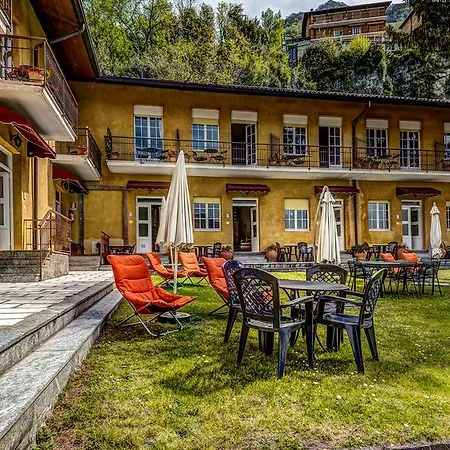 Lake Como Beach Resort Waterfront Villas Pognana Lario