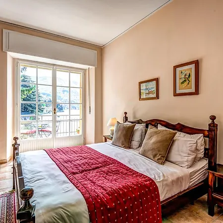 Lake Como Beach Resort Waterfront Villas