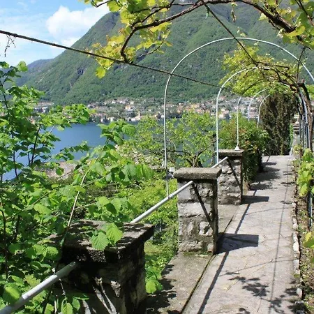 Lake Como Beach Resort Waterfront Villas Aparthotel 4*