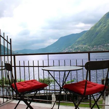 Lake Como Beach Resort Waterfront Villas Aparthotel Pognana Lario