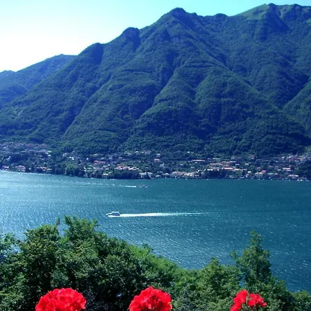 Lake Como Beach Resort Waterfront Villas Aparthotel 4*